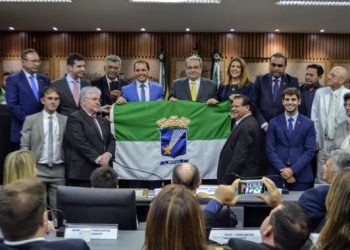 Título honorífico de Cidadão Natalense é entregue ao prefeito Álvaro Dias