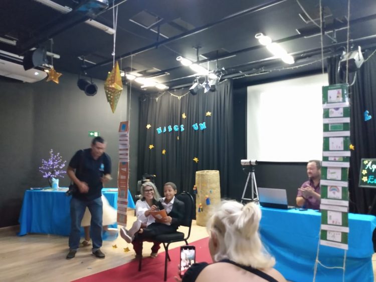 Escola Municipal Djalma Maranhão comemora a 37° Feira do Livro com o tema “A leitura – caminho de descobertas”.