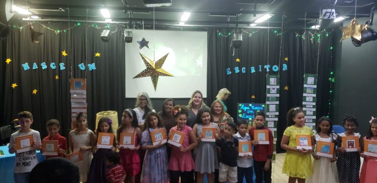 Escola Municipal Djalma Maranhão comemora a 37° Feira do Livro com o tema “A leitura – caminho de descobertas”.