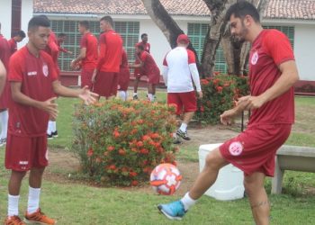 América se reapresenta para semana de trabalho com jogo amistoso