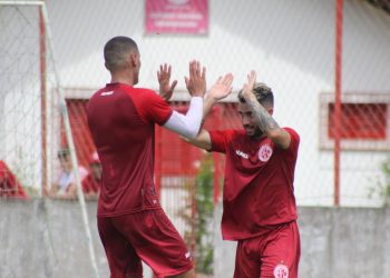América goleia em primeiro jogo-treino da pré-temporada
