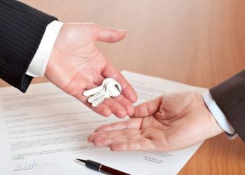 Entrega de imóvel não pode ser condicionada à assinatura junto à entidade financeira