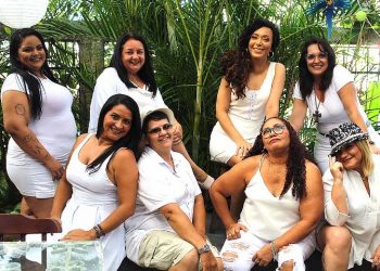 A Roda de Samba das Moças é atração confirmada na programação do bloco Só Tem Artista de 2020!