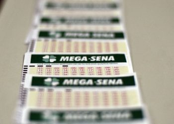 Mega-Sena acumula e deve pagar R$ 32 milhões nesta terça-feira