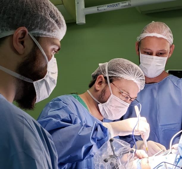 Em Natal paciente faz cálculos matemáticos durante cirurgia no cérebro