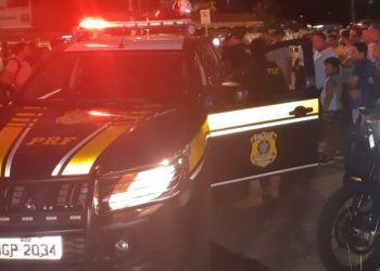 PRF prende em Parnamirim/RN dois homens com arma e motocicleta clonada