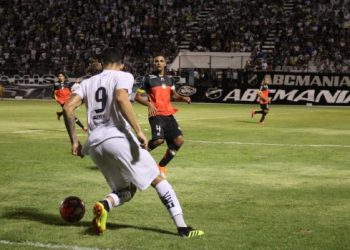 ABC vence o Globo no Barrettão