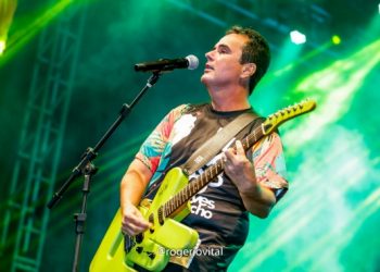 Carnaval de Natal: 5ª noite leva multidões pra Redinha e Ponta Negra