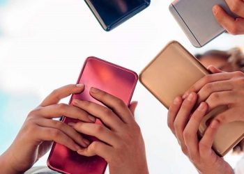 O que é o ‘desafio da rasteira’ e por que pânico dos pais pode aumentar risco para crianças