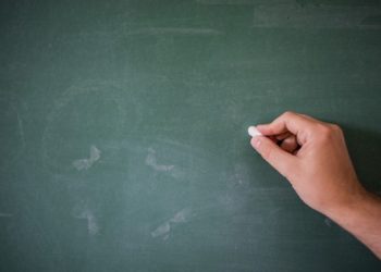 Justiça concede Mandado de Segurança e determina promoção de professor da rede pública estadual