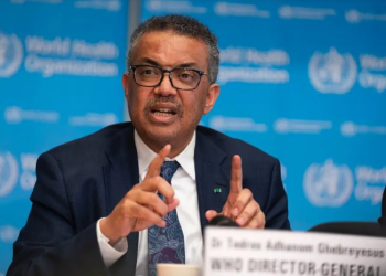 Diretor da OMS fala em risco real de pandemia de coronavírus