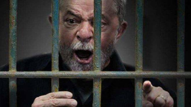 Lula viaja, mas nunca esteve tão preso