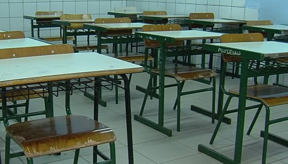 Professores do RN entram em greve por tempo indeterminado