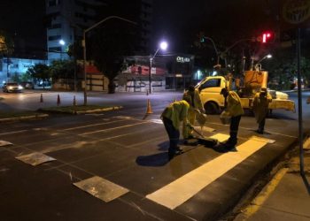 Prefeitura de Natal inicia sinalização viária nos corredores que receberam recapeamento recentemente