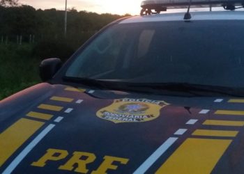 PRF cumpre mandado de prisão na BR 405 em Rafael Fernandes/RN