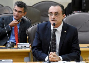 Projeto de Lei do deputado Souza sobre inclusão do pescado no cardápio da alimentação escolar é aprovado na CCJ