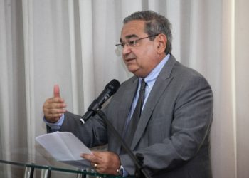 Álvaro Dias solicita convocação da Câmara Municipal para votação de três matérias