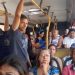 Tiro no pé: com frota reduzida por causa do coronavírus, ônibus circulam lotados em Natal