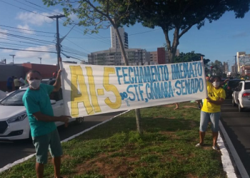 Ignorância sem fim: Natal tem carreata e buzinaço a favor de Bolsonaro e pedindo o fim do confinamento