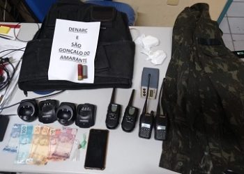 Suspeitos por tráfico de drogas são presos em Natal