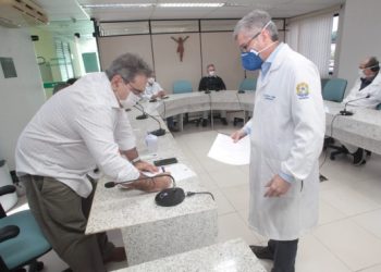 Prefeitura de Natal adota protocolo do Conselho Regional de Medicina em ações contra a Covid-19