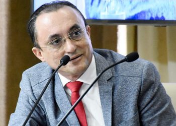 Souza comemora o funcionamento das autoescolas de forma remota e a liberação de vistorias no Detran