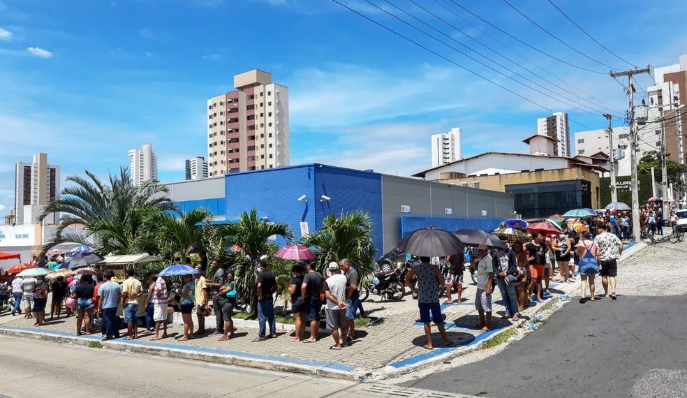 Justiça determina que Caixa adote medidas para evitar aglomerações no entorno de agências no RN