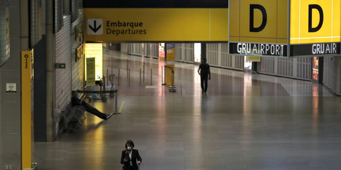 Governo prorroga restrição de entrada de estrangeiros no Brasil