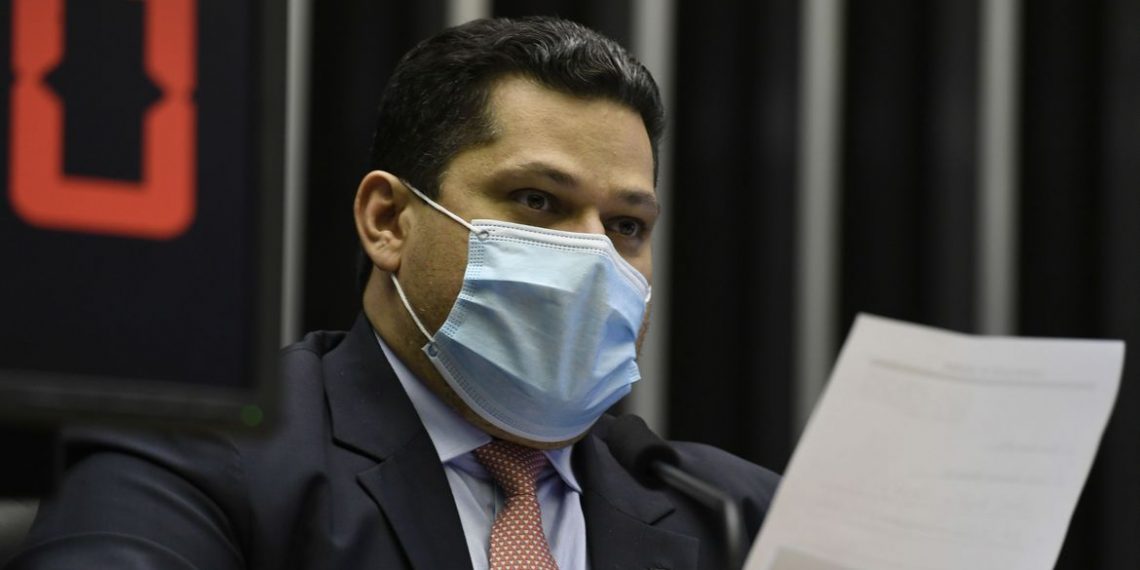 Oficial: Congresso promulga emenda que adia eleições municipais para novembro