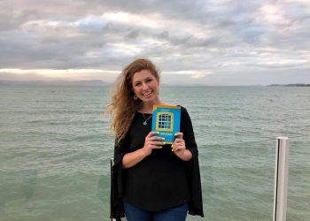 100 Mulheres: O primeiro livro de contos da autora Marina Hadlich