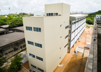 Projeto busca voluntários para ajudar estudantes de escola pública