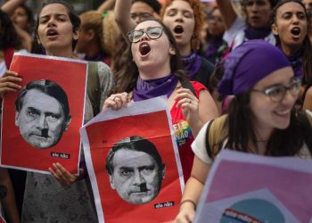 MP leva à justiça Bolsonaro e ministros por ofensas a mulheres