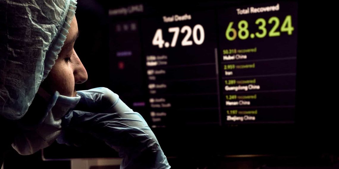 Entenda como é feita média móvel de casos de covid-19