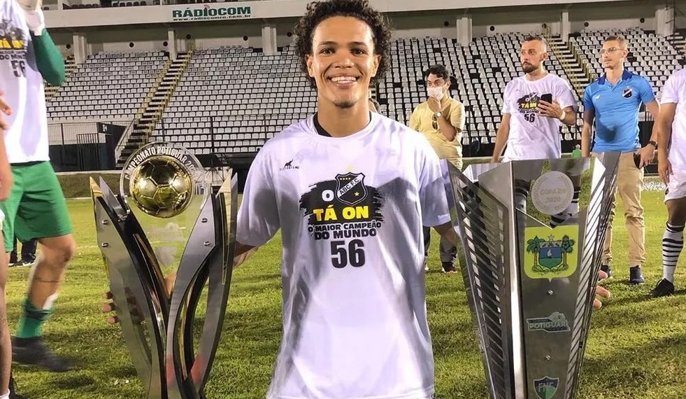 Corinthians está de olho no lateral Reginaldo do ABC