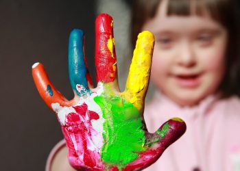 Equador: município não pode restringir gratificação ao número de alunos com deficiência