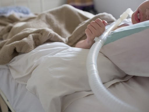 Poder público deve custear tratamento Home Care para adolescente com paralisia cerebral e epilepsia