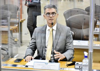 CCJ aprova PL que concede isenção do ICMS para compra de arma de fogo