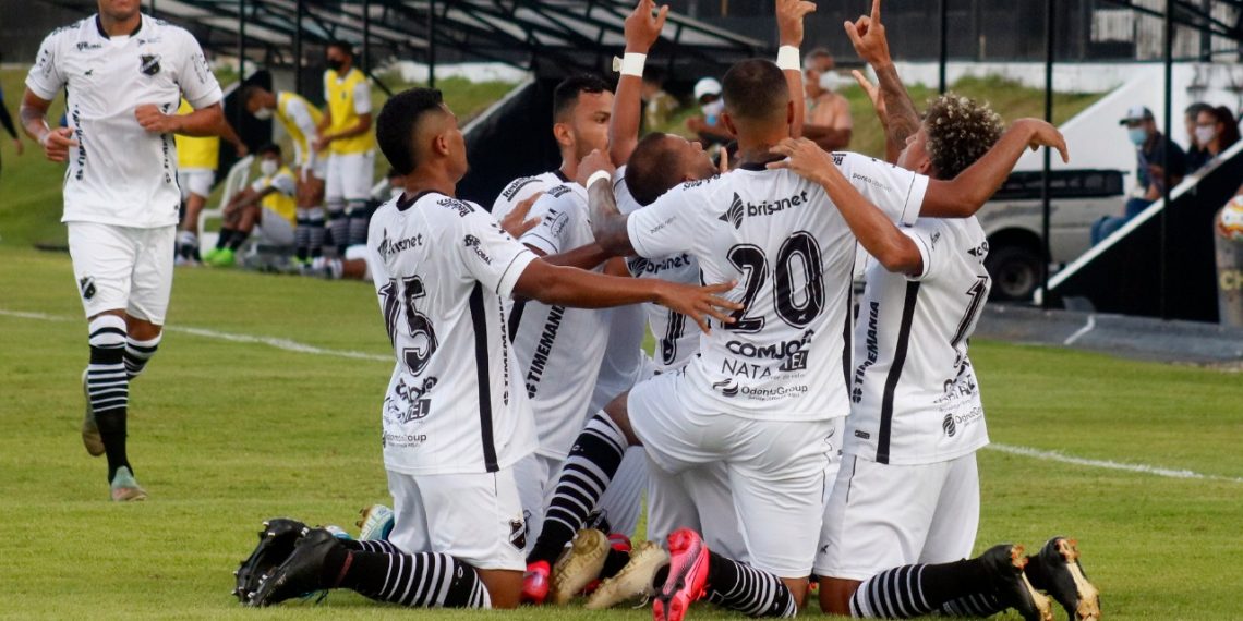 ABC vence o Potiguar e segue na liderança do grupo