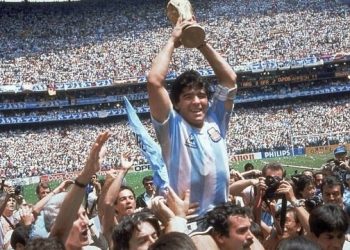 Morre Diego Maradona aos 60 anos