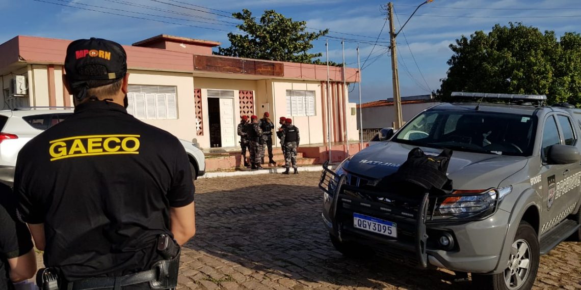 Operação do MPRN apura esquema de desvio de recursos públicos na Prefeitura de Caiçara do Rio do Vento