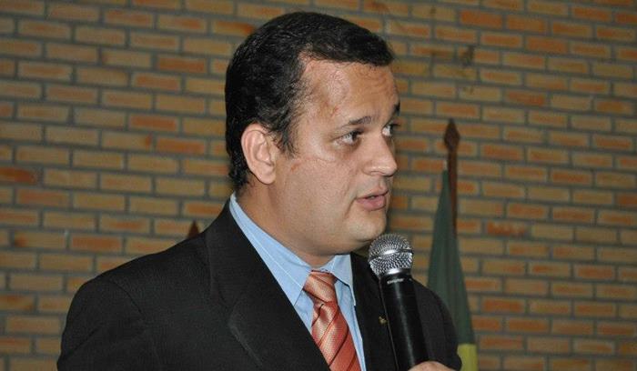 Justiça condena ex-prefeito por adicional de insalubridade indevido