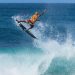 Surfe: potiguar Ítalo Ferreira chega às oitavas do ‘Billabong Pipe Masters’