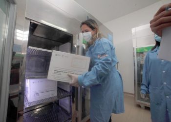 Natal inicia vacinação contra Covid-19 nesta quarta-feira (20) em quatro locais de drive thru