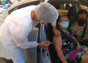 Natal vacina 1.471 Idosos com 90 anos e mais