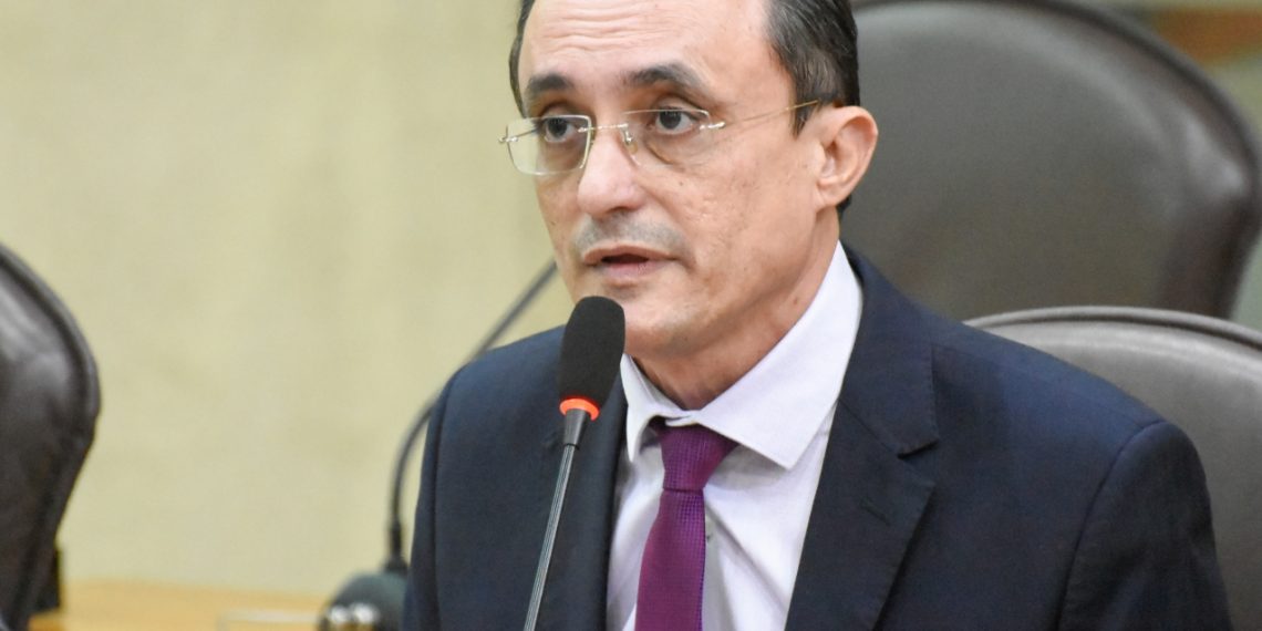 Souza solicita ao Governo do RN inclusão de comunidades no Programa RN Mais Água