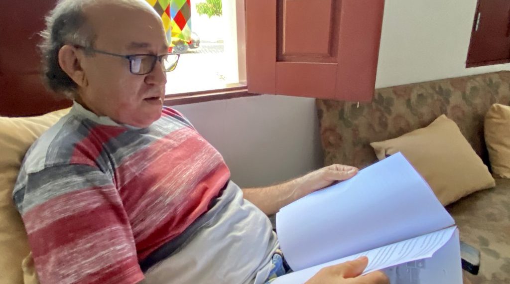 Estudante com baixa visão supera dificuldades e conclui História EaD na UFRN