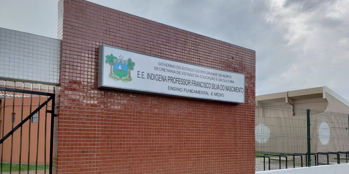 Governo cria comissão para elaborar política escolar indígena do RN