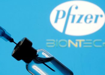 Pfizer: 1 milhão de doses da vacina serão distribuídas em maio