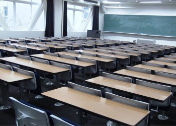 MPRN ajuíza ação civil pública para obrigar Governo do Estado a permitir retorno de aulas presenciais