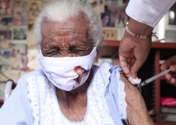 Parnamirim: moradores da comunidade quilombola Moita Verde recebem 2ª dose da vacina contra a Covid-19